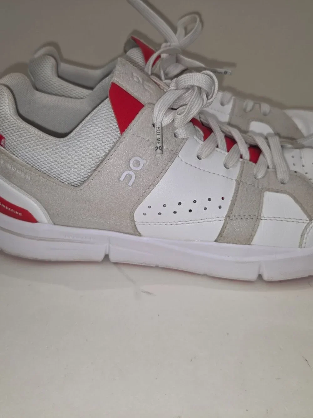 On Cloud Rogers Swiss Engineering US M9 / EU 42.5 Shoe / UK 8.5 White/Red - Picture 2 of 7